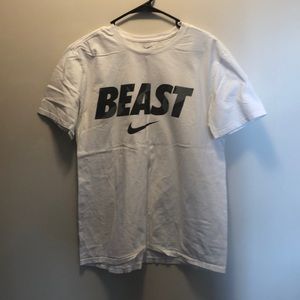 Mens Nike t shirt